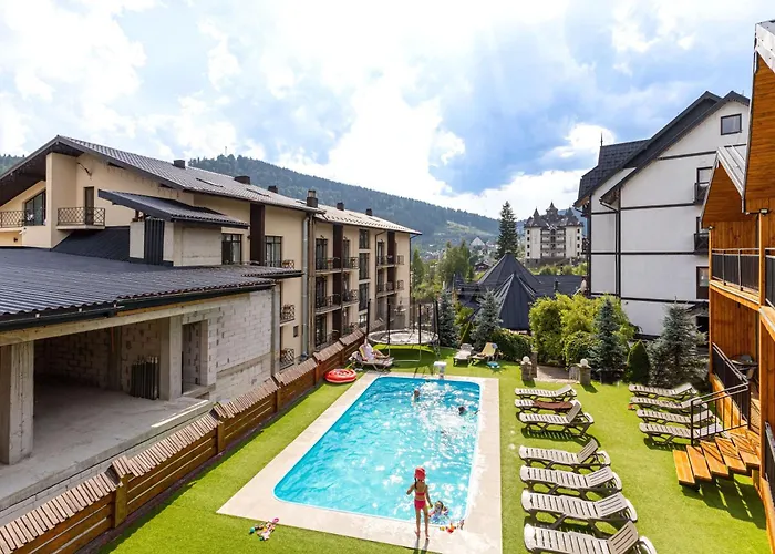 Під СтріхоюГотель